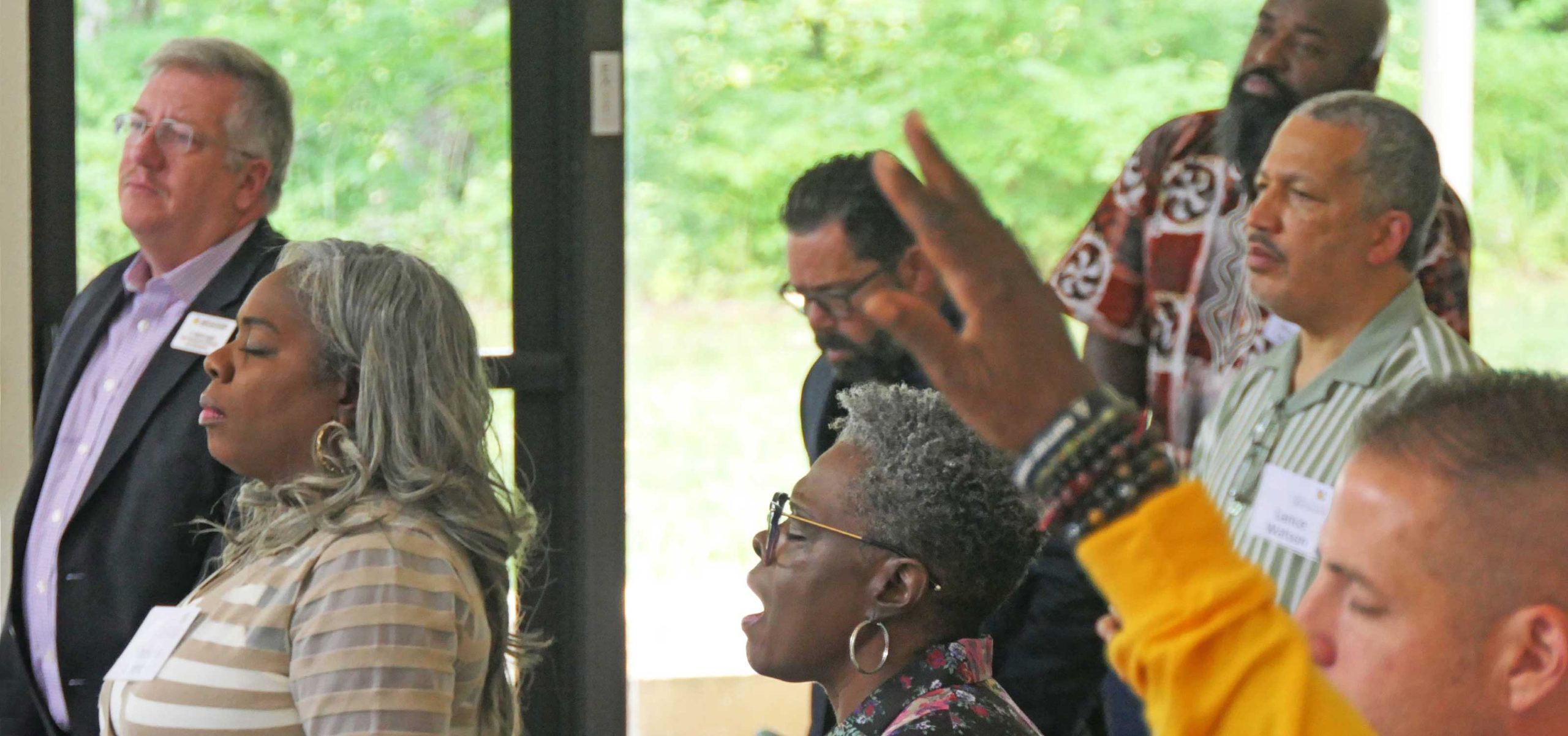 Audience in prayer