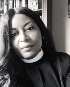 Rev. Tawanda Kay Wallace headshot